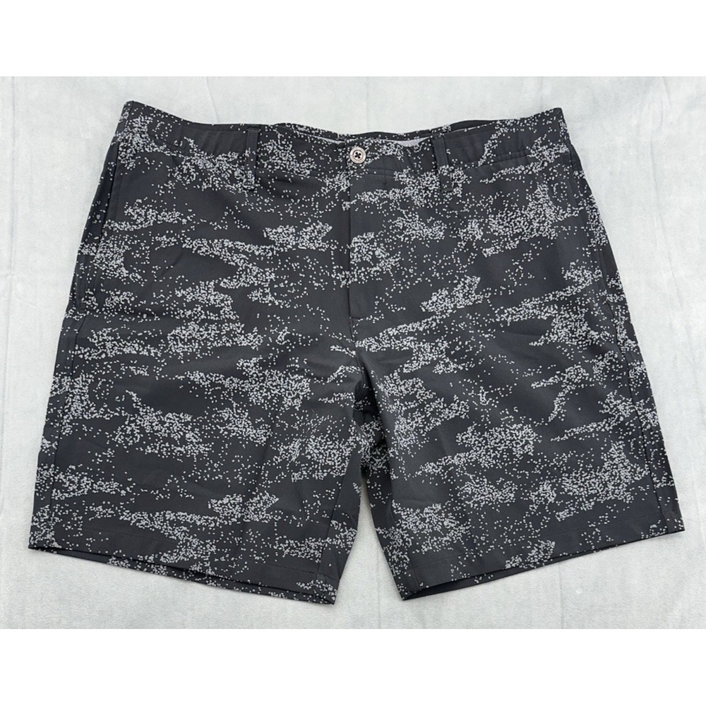 Under Armour Shorts Mens 40‎ Golf Camouflage Printed Black Gray Lightweight NEW